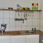 Gemuetliche Mit Balkon, Verkehrsguenstig Gelegen