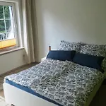 Gemuetliche Mit Balkon, Verkehrsguenstig Gelegen Daire *