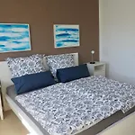 Gemuetliche Mit Balkon, Verkehrsguenstig Gelegen Daire *