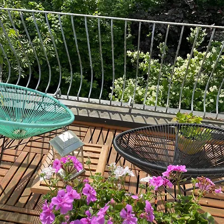 Daire Gemuetliche Mit Balkon, Verkehrsguenstig Gelegen