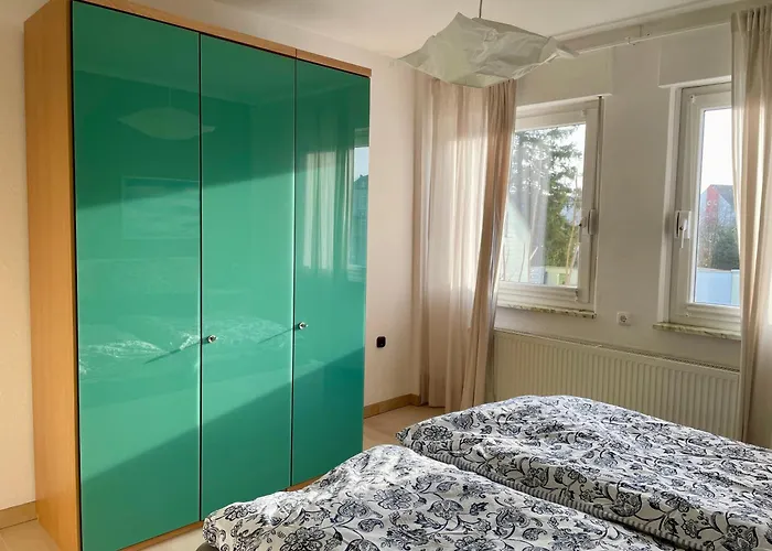 Gemuetliche Mit Balkon, Verkehrsguenstig Gelegen Apartment